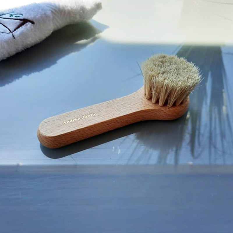 Andrée Jardin - Brosse exfoliante visage - frêne main image 1